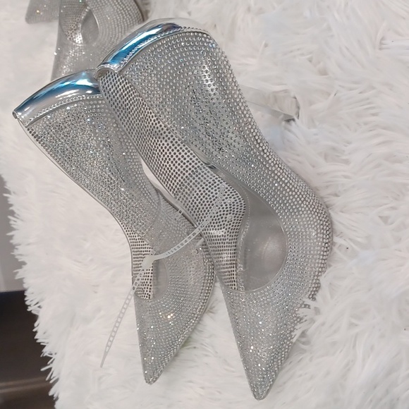 Steve Madden Martina-R Rhinestone Embellished Stiletto Pumps Silver SZ 7 NEW - Picture 7 of 16